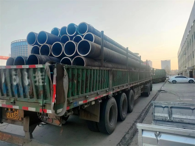 呼伦贝尔45#结构无缝钢管