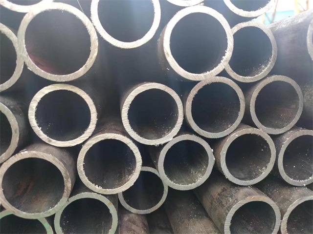 呼伦贝尔10#结构用无缝钢管